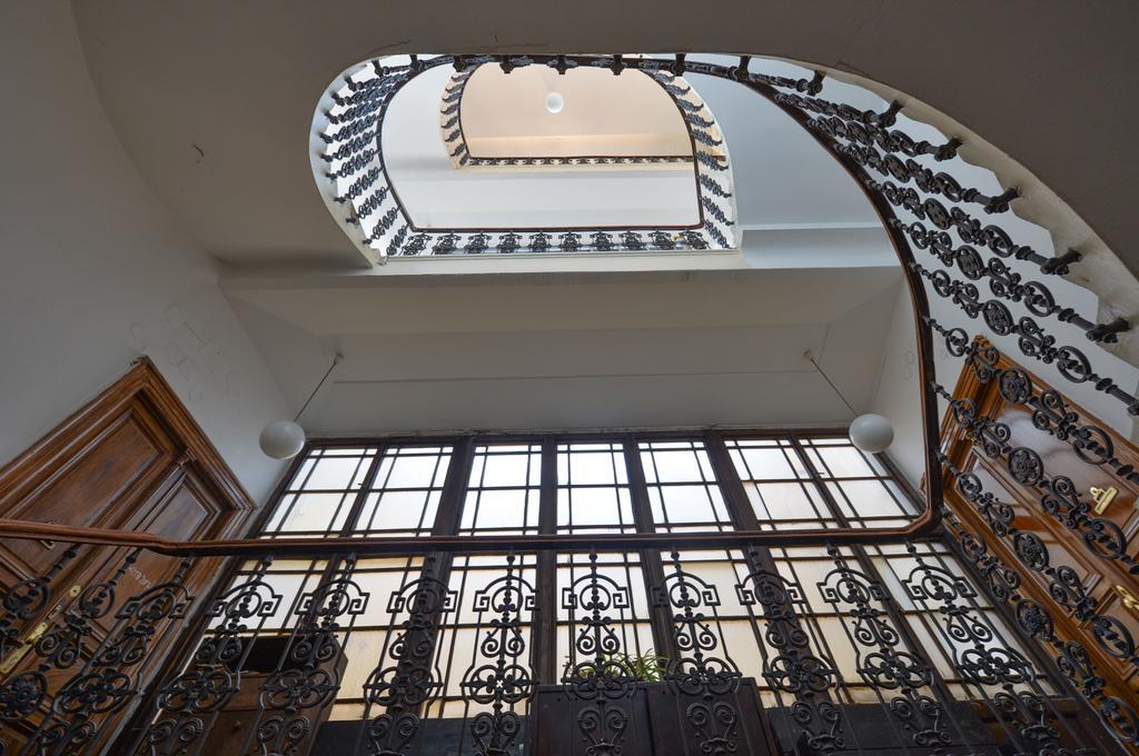 Amazing Charles Bridge Apartment Praga Exterior foto