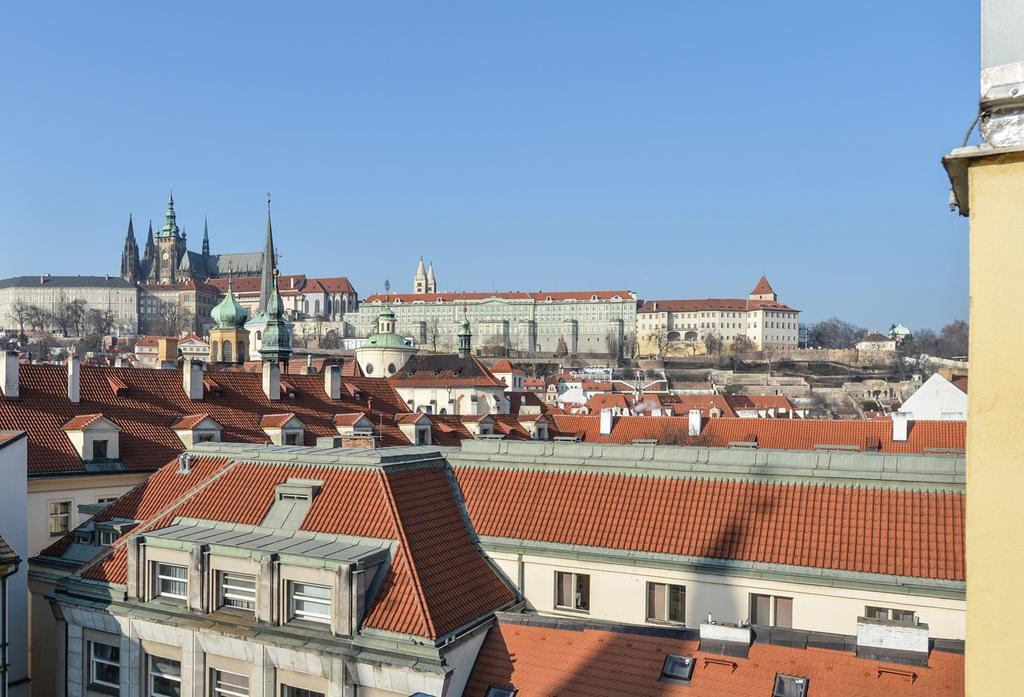Amazing Charles Bridge Apartment Praga Exterior foto